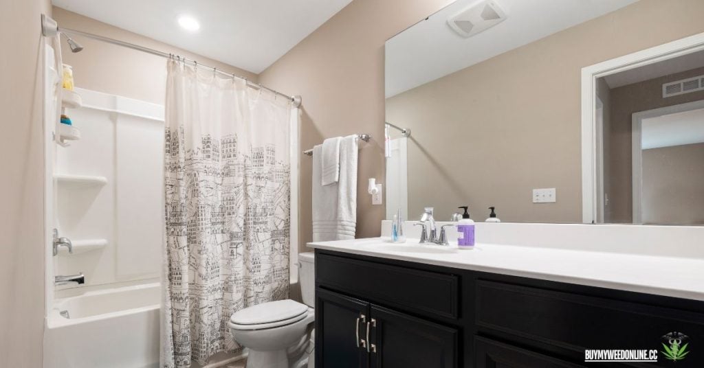 a used apartment bathroom
