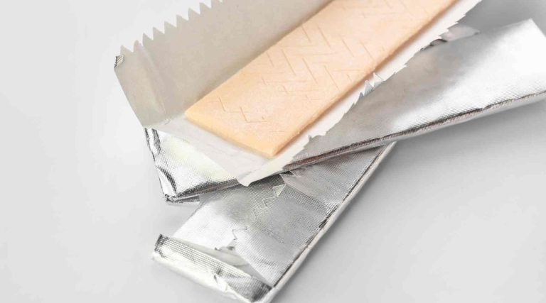 Gum Wrapper Joint: How to Roll with a Gum Wrapper Safely